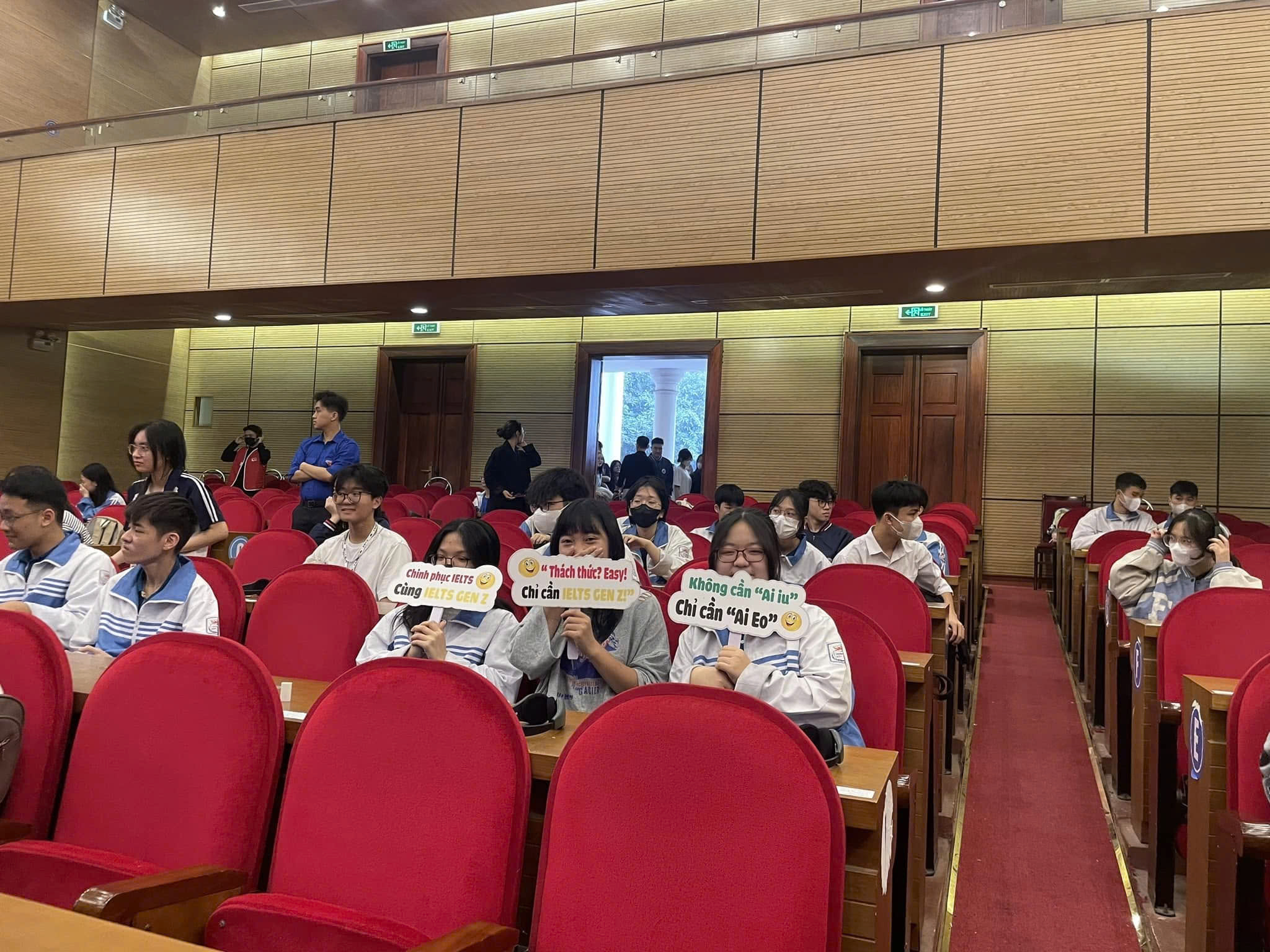 Một buổi thi thử IELTS cùng IDP: khi phòng thi thật dạy điều mà sách vở không nói