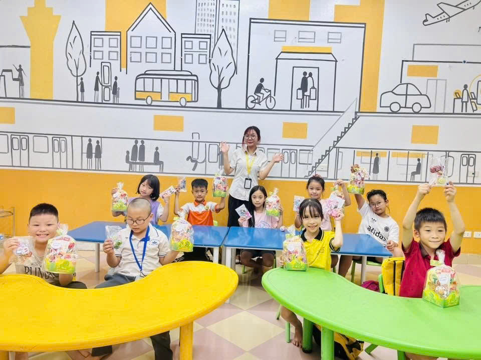 Quà 1/6 cho các bạn nhỏ IELTS GEN Z: một ngày Tết Thiếu nhi thật vui